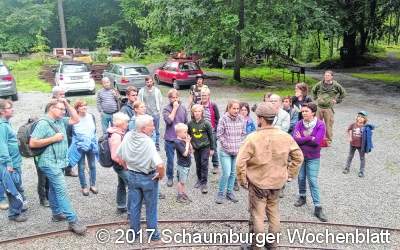 Die Gemeinschaft beim Wandern fördern