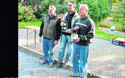 Die Boulefreunde spielen den Vereinsmeister aus