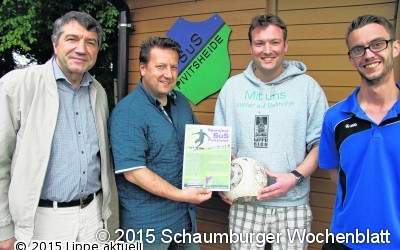 Zwei Auswahlteams spielen um die 