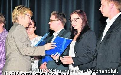 Ministerin überreicht 