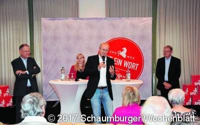 Politiker antworten auf die Bierdeckel-Fragen