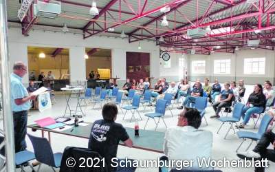 Sonnabends tummeln sich DLRG-Mitglieder