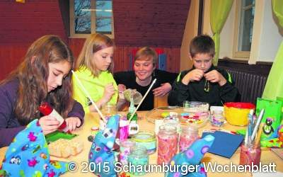 Mädchen wollen Erlös spenden