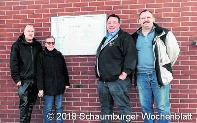 Neuer Schaukasten für Feuerwehr und Dorfgemeinschaft