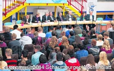 Realschüler fragen genau nach