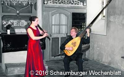 Flöte und Laute im Kloster