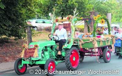 Fröhlich die Ernte feiern