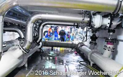 Neue Rohrabschnitte sitzen