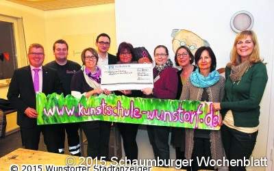 Hohe Spendensumme übergeben