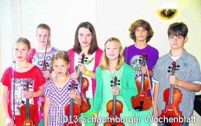 Geigenschüler präsentieren sich