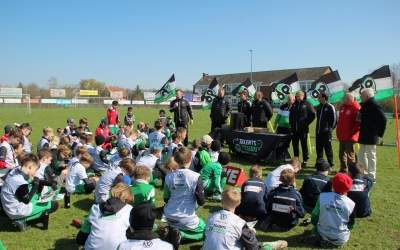 Kicken bei Kaiserwetter