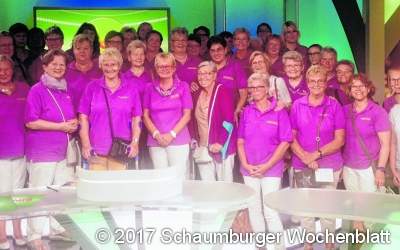 Landfrauen sind bei der Bingo-Lotterie zu Gast
