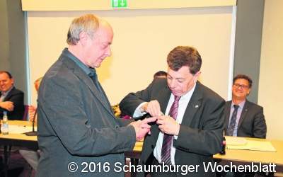 Uwe Elsner erhält Goldenen Ehrenring der Stadt