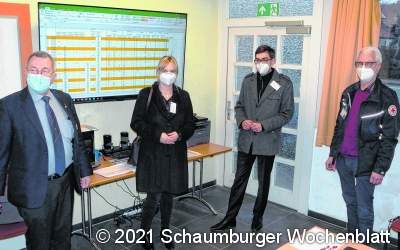 Völlers besucht Schaumburger
Impfzentrum in Stadthagen