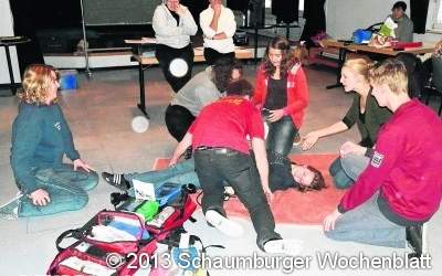 Sanitätshelfer-Offensive bei der DLRG