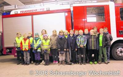 Kinder bestehen Prüfung