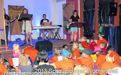 Mit Noah durch die Sintflut Spiel und Spaß bei den 5. Auetaler Hol(l)ydays