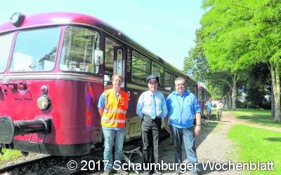 Schienenbus nimmt wieder seine Fahrt auf