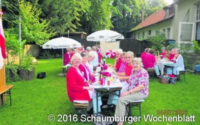 Treffen an der weiß-roten Frauentafel