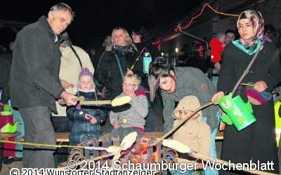 Freundliche Gespenster und schräge Vögel leuchten