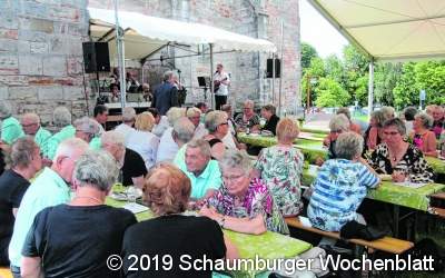 Das Publikum singt mit