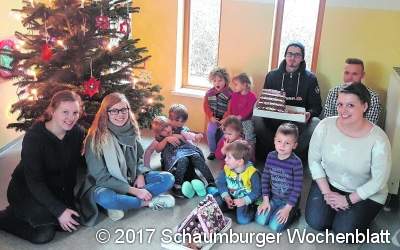 Die Lebkuchenhäuschen 
versüßen den Nikolaustag