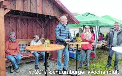 Hütte für Wanderer und Feuerwerkgenießer