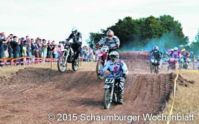 Dröhnende Motoren in Greste
