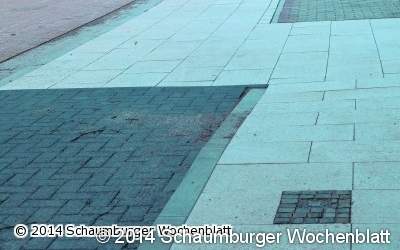 Der Gehweg ist zweigeteilt