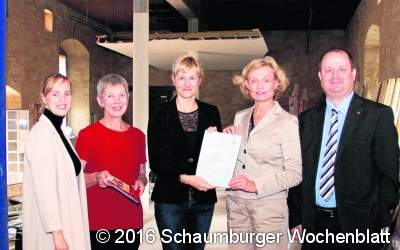 NRW-Kulturministerin Kampmann besucht das Schloss Brake