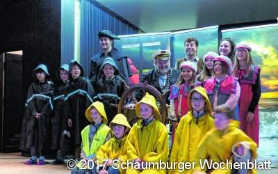 Auch die Schüler wirken in der Oper mit