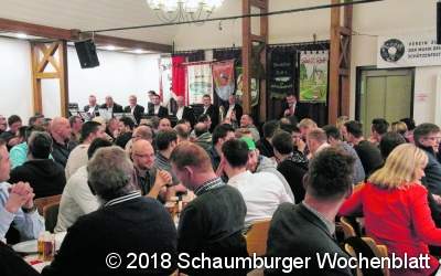 Engelking bekommt Dauereintrittskarte