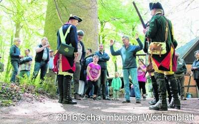 Infanterie lässt es krachen am Turm