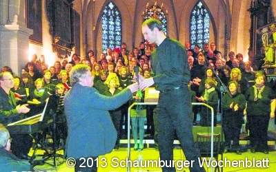 Es gibt viel Applaus für die Gospel-Sänger