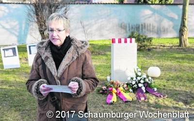 Eine Mahnwache gegen das Vergessen