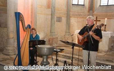 Lieder, Musik und Geschichten innerhalb alter Kirchenmauern