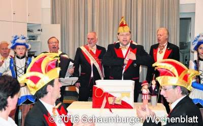 Neues Dreigestirn mit  Fürstin 