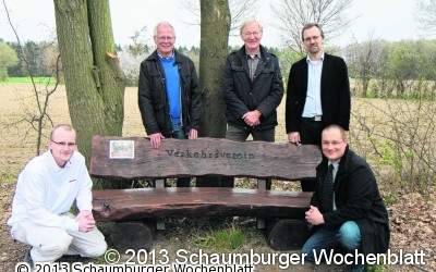 Heimisches Unternehmen macht Bänke wetterfest