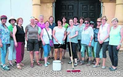 Celler Schlossplatz gründlich gesäubert