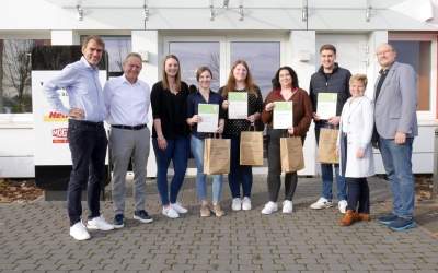 Möbel Heinrichs Azubis sind Nummer Eins in Niedersachsen 