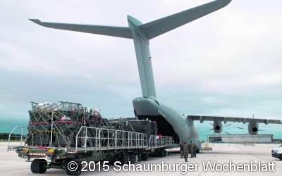 A400M bringt Material nach Afrika