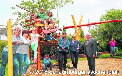 ﻿Neues Spielgerät eingeweiht