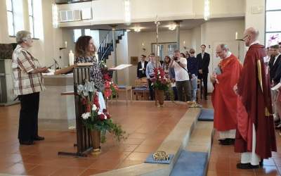 Pfarrgemeinde ringt um eigenen Pfarrer