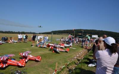 Modellfluggruppe lädt zum Flugtag ein