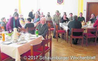 Frühstück beim Roten Kreuz