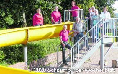 Das letzte Treffen findet
am Beckenrand statt