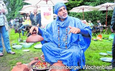 Pflanzenpracht in Regenschauern