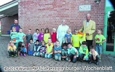 Warnwesten für die Erstklässler