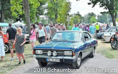Glänzender Lack und röhrende Motoren beim 9. Oldtimertreffen