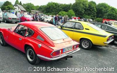 Woodstock-Teilnehmer mit Opel GT